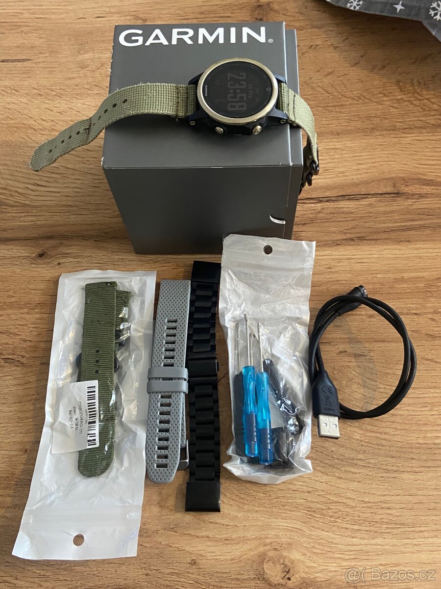 Garmin Fenix 5S Sapphire Champagne, TOP stav - 4