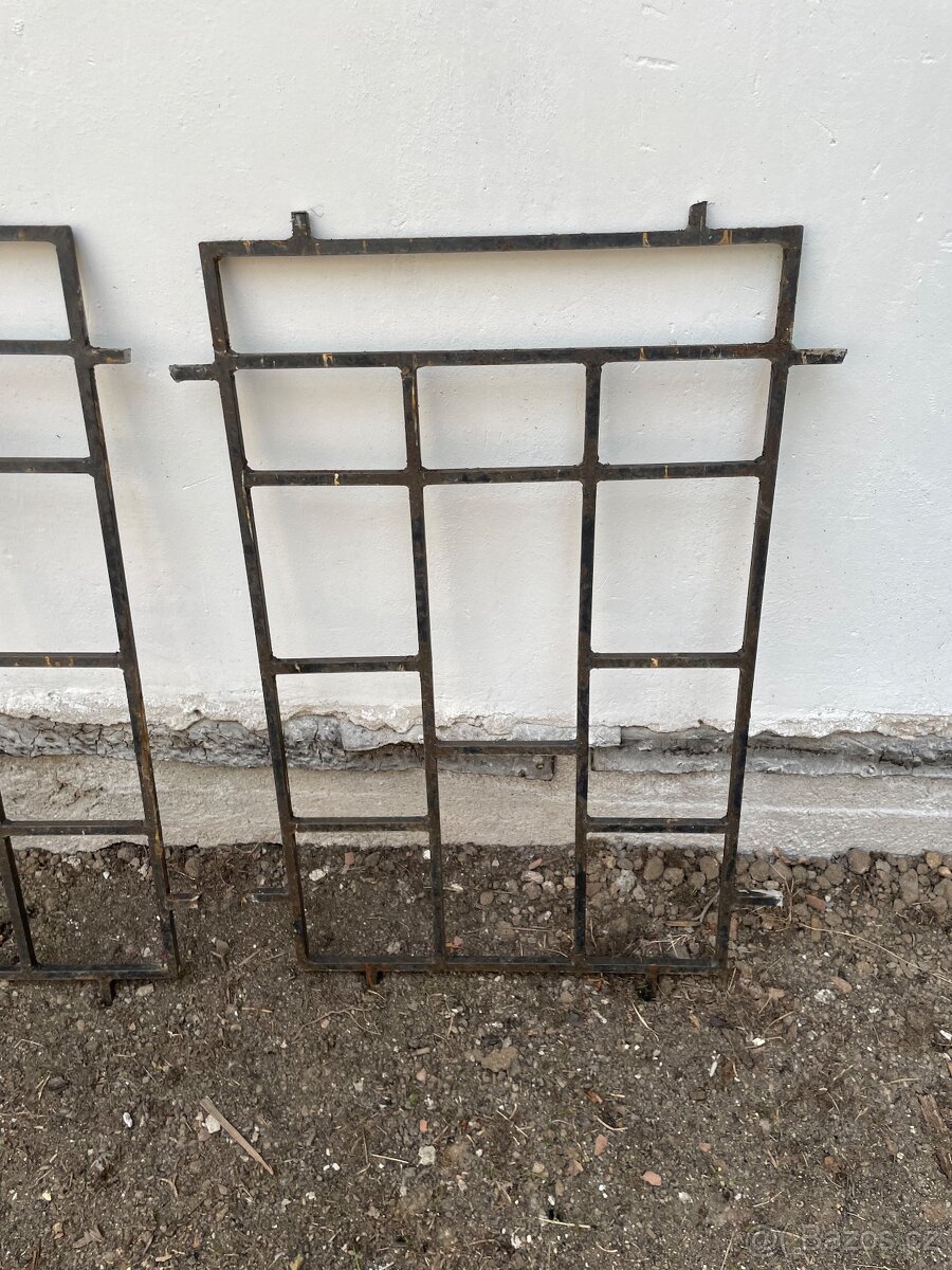 2x mříž na okno - 4