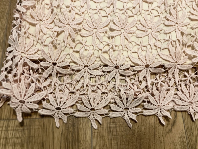 Meruňkové krajkové šaty (vel. 34/36) - 4