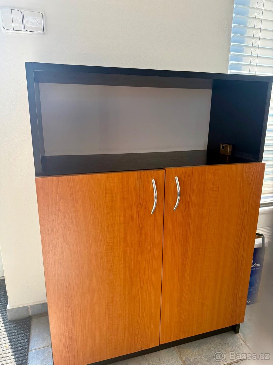 Kancelářský nábytek - 4