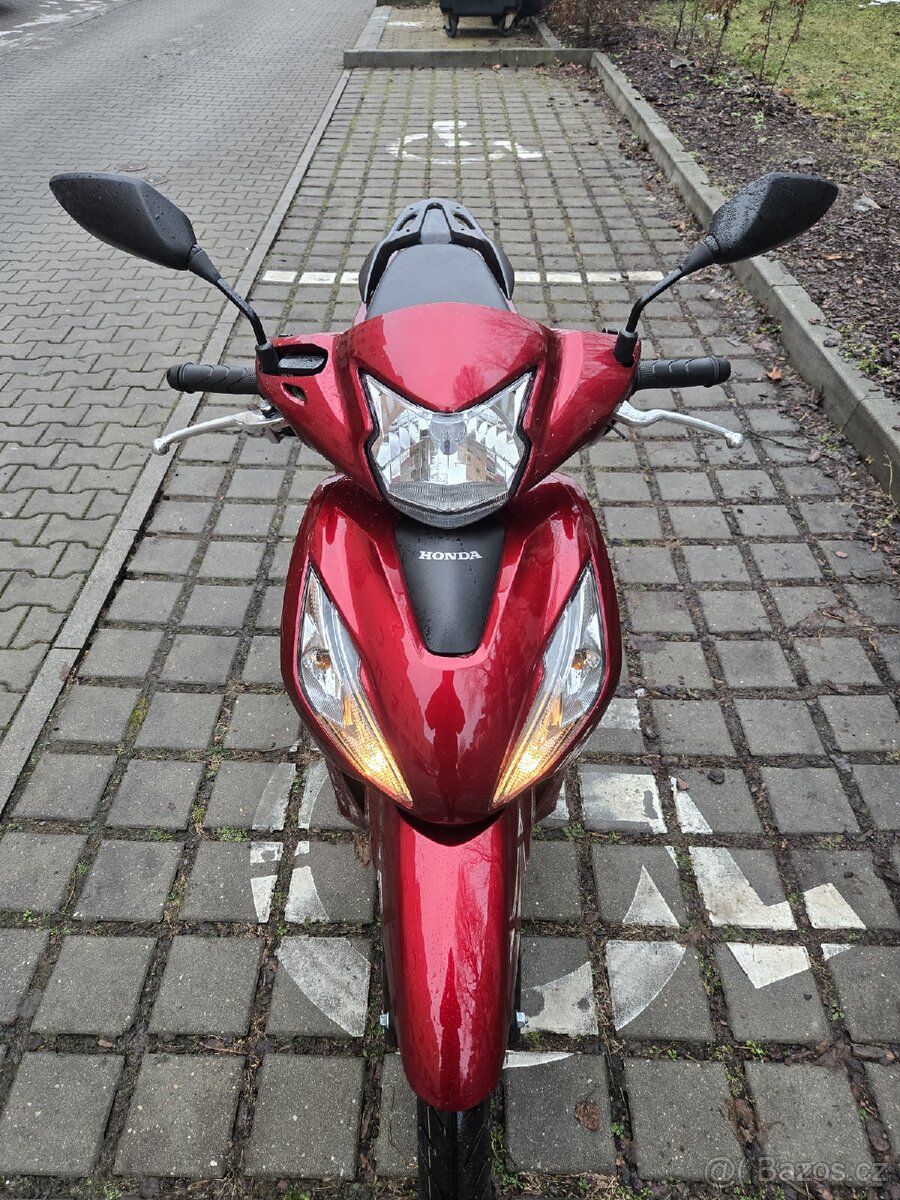 Honda Vision 110 - 4