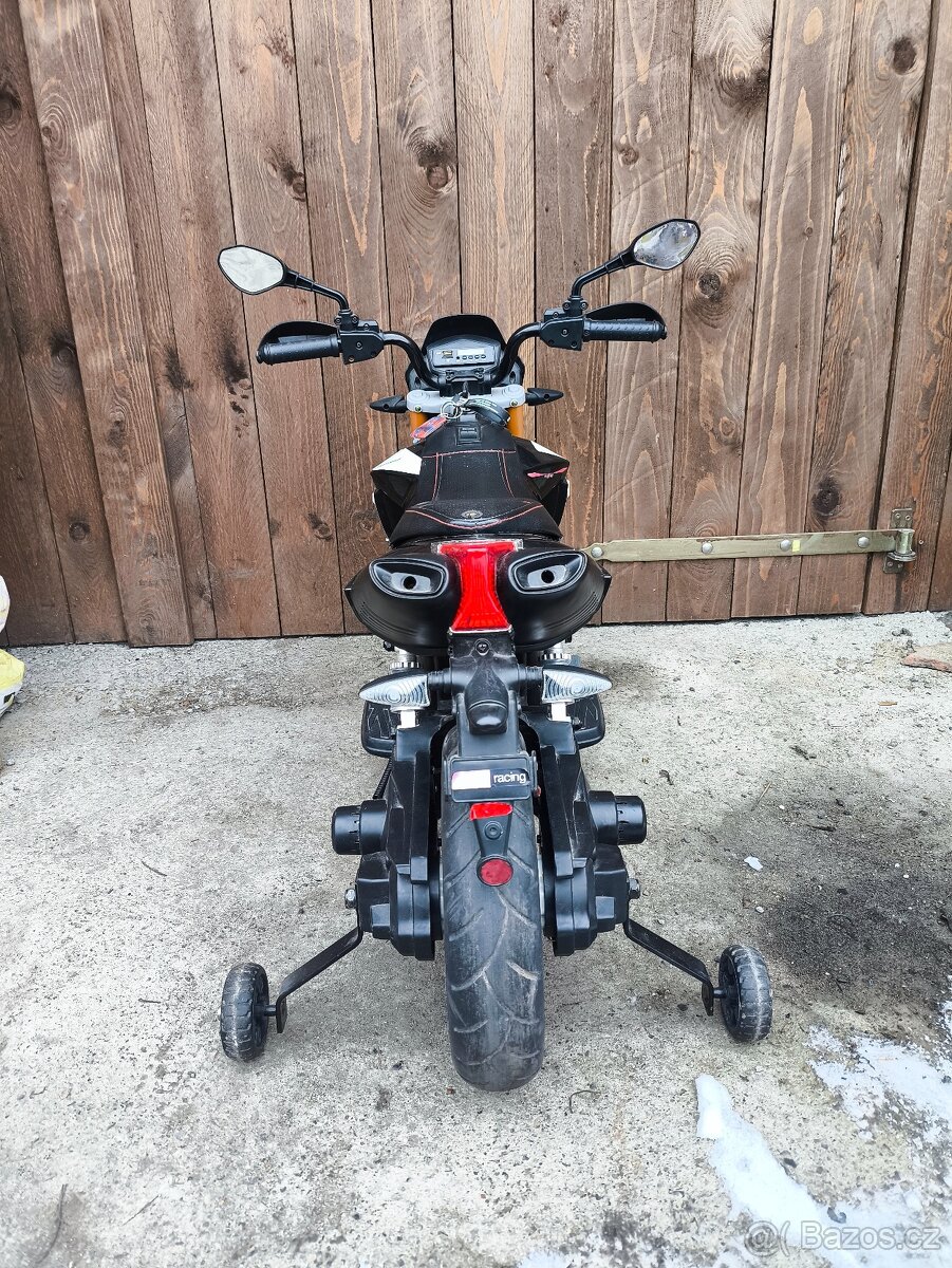 Aprilia Dorsoduro - dětská elektrická - 4
