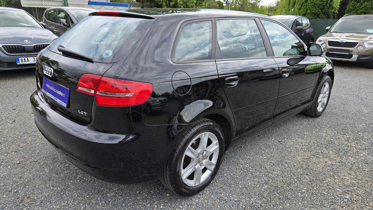 AUDI A3 TFSi ATTRACTION 1MAJITEL - 4