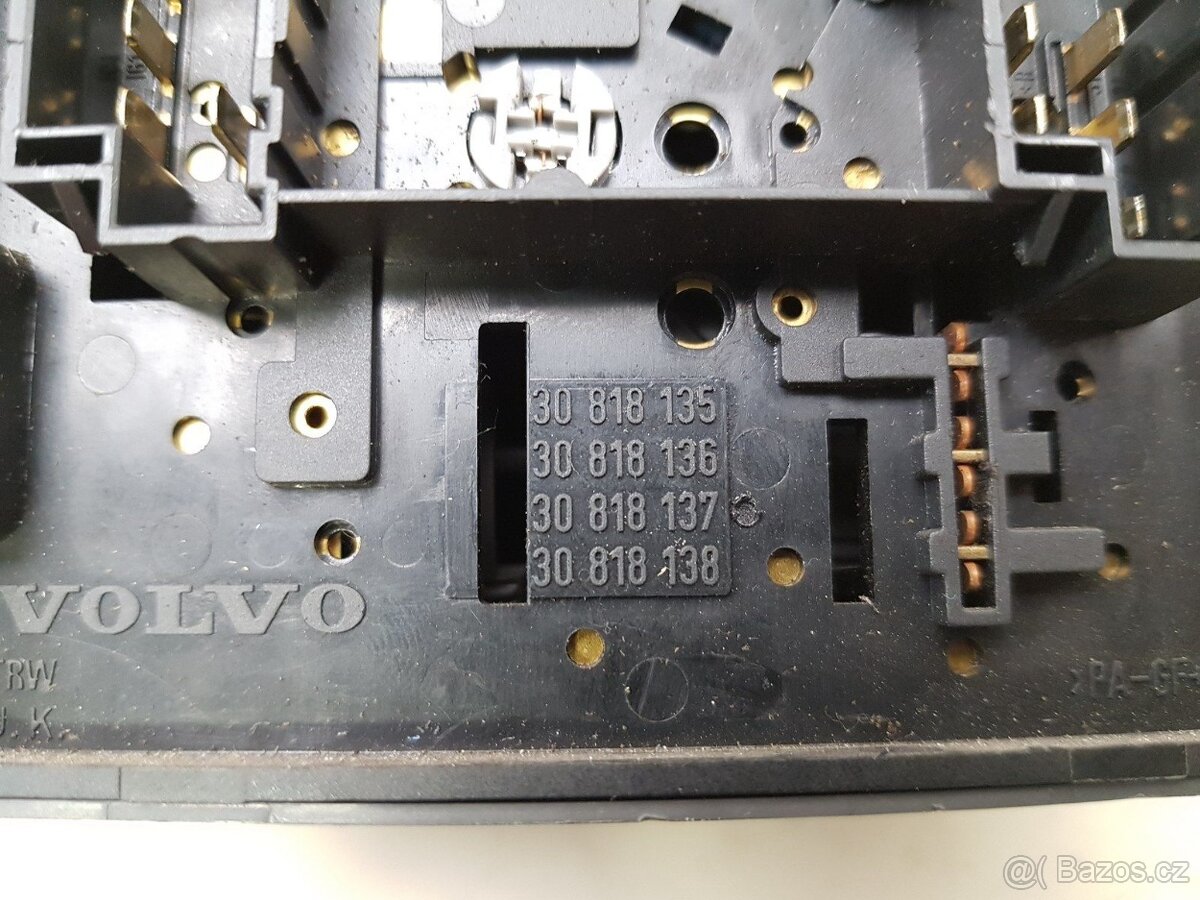 Prodám spínač světel Volvo s/v 40. - 4