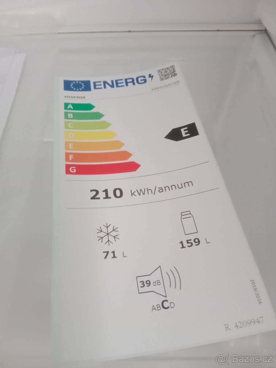 Lednice s mrazakem Hisense - 4