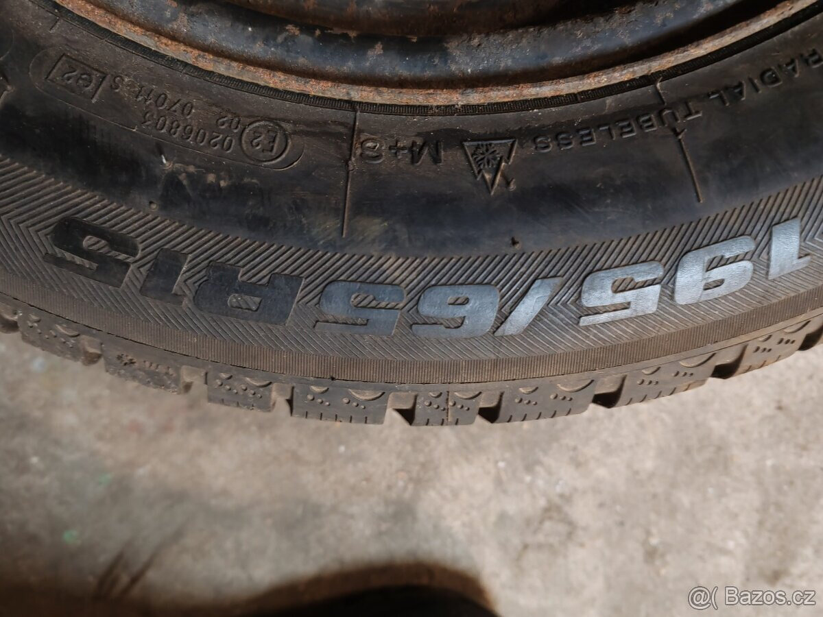 Zimní pneu 195/65 R 15 5x100 6Jx15H2 Et 38 Octavia 1 Golf - 4