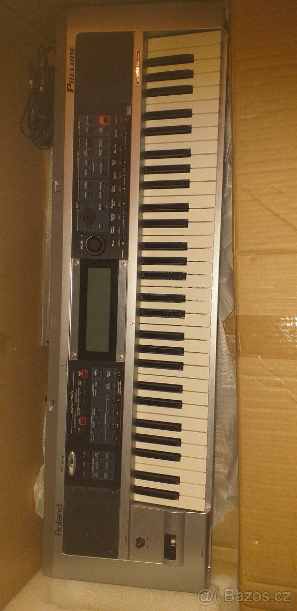 Použitý Přenosný, dostupný domácí keyboard Roland Prelude - 4
