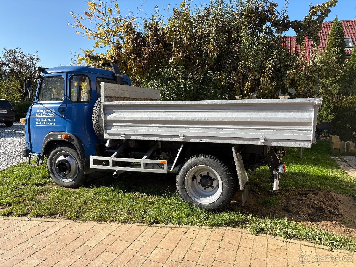 Avia A31T třístranný sklápěč - 4