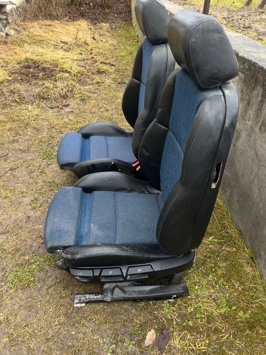 BMW E36 - přední Sportovní sedadla - 4
