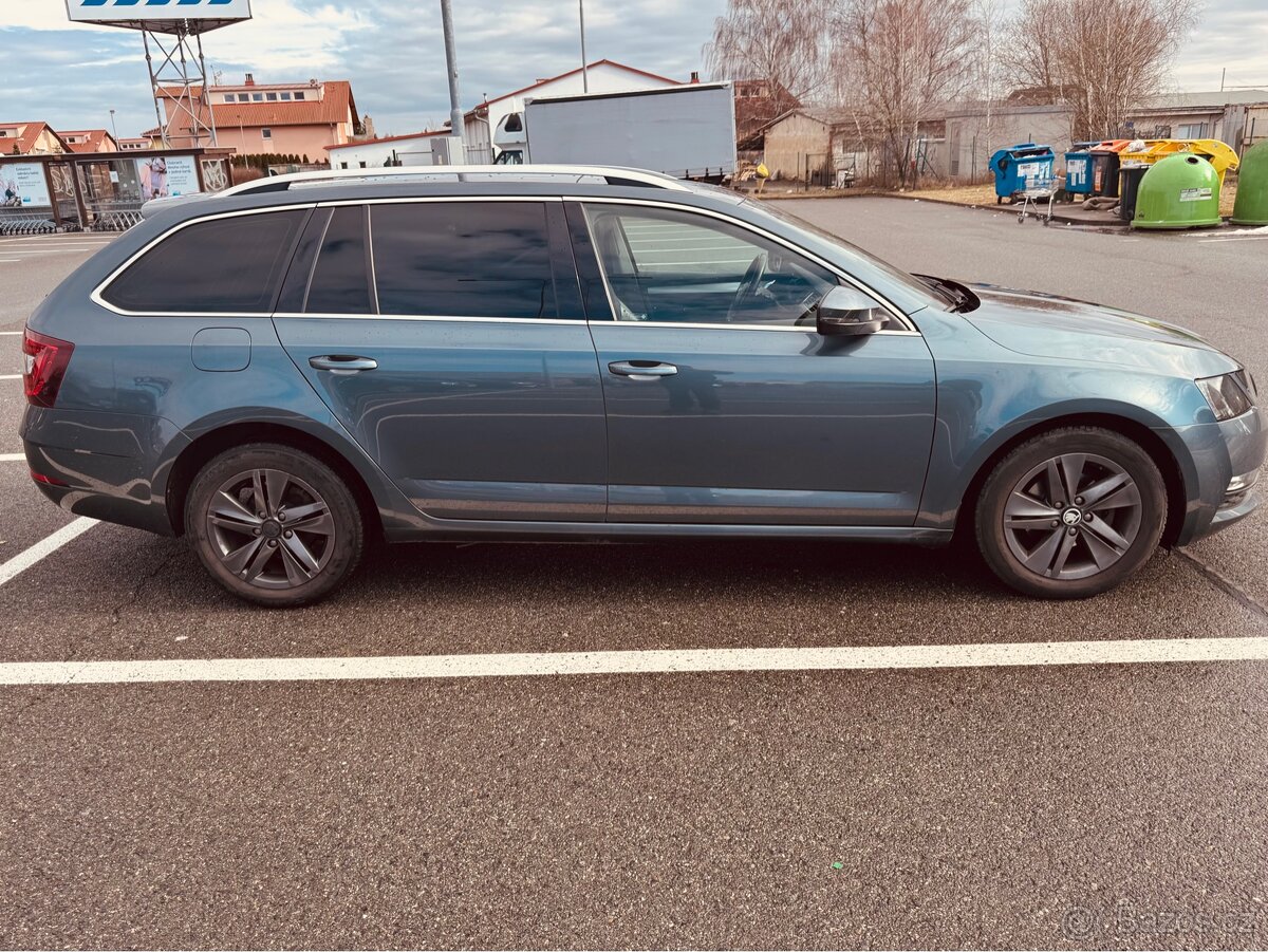 Škoda Octavia 3 1.6 TDI Style DSG - 4