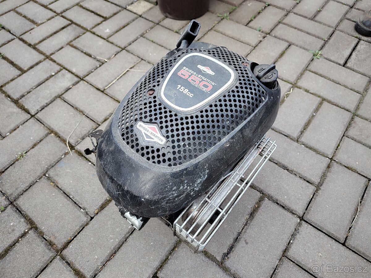 Motor ze sekačky - 4