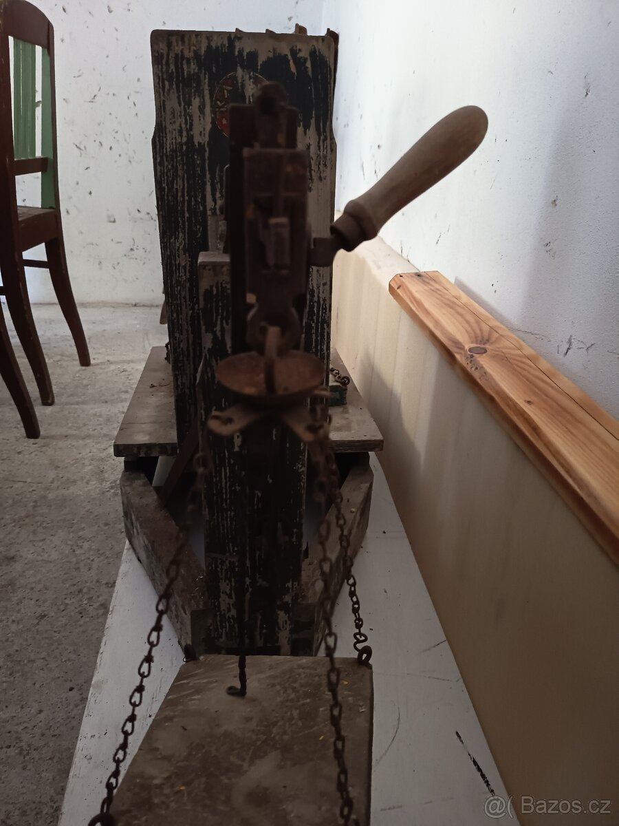 Váhy - 4
