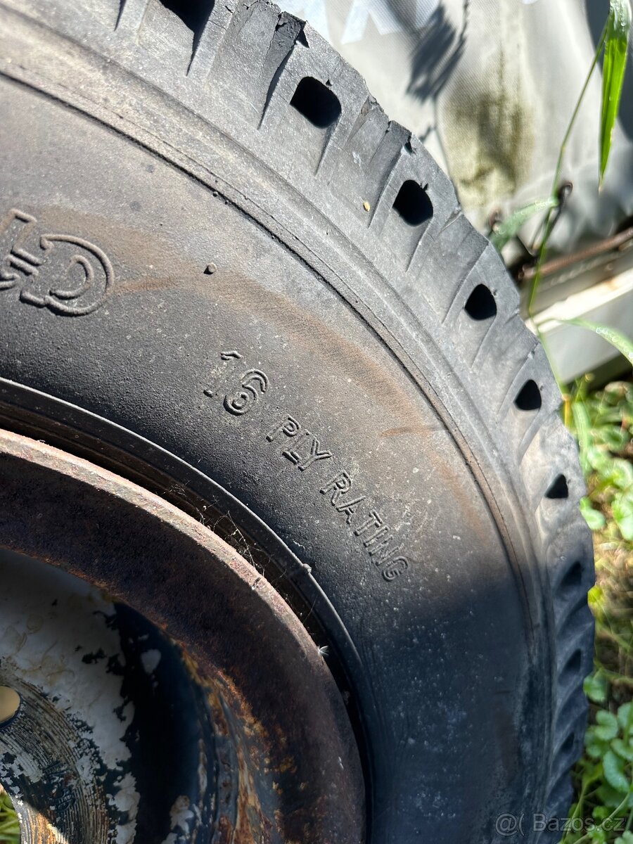 Pneu Barum 8,25-15 - 4