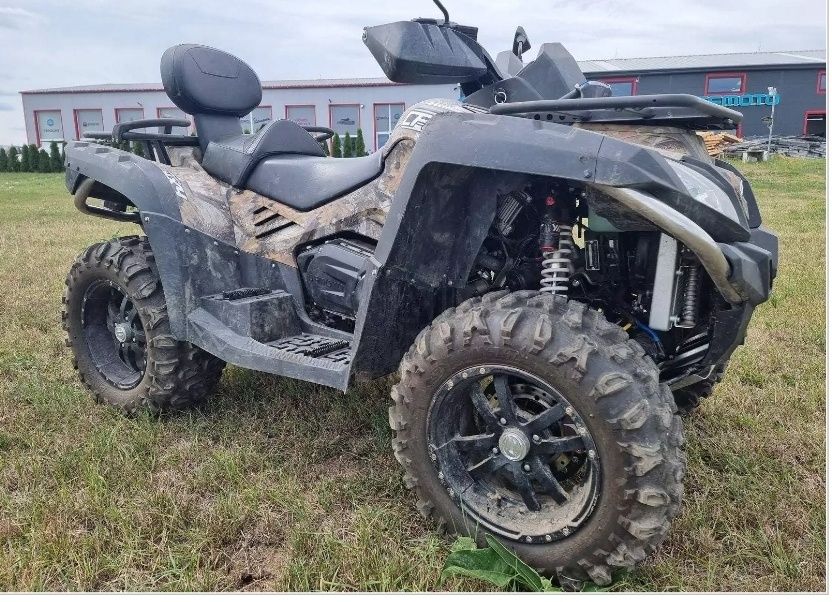 CFMOTO Gladiator X8 EFI V-twin Deluxe