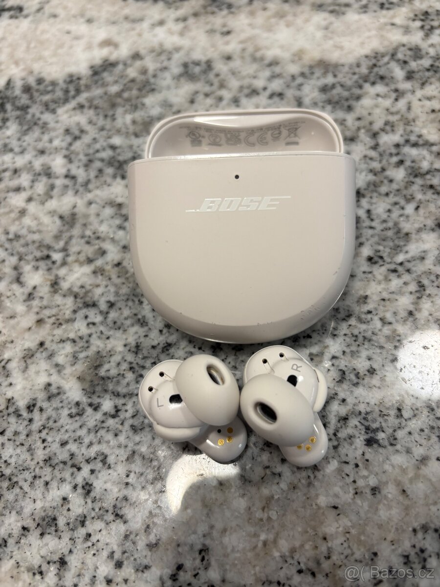Bose QuietComfort EarBuds II bílá - 4