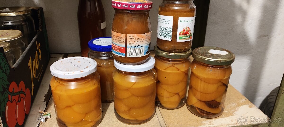 Prodám zavařeniny – kompoty a marmelády (rybíz, meruňka, bro - 4