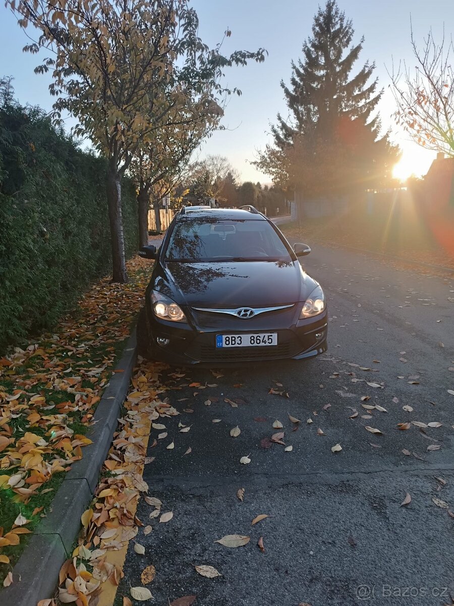 Hyundai i30 1,4 benzin 2011 - 4