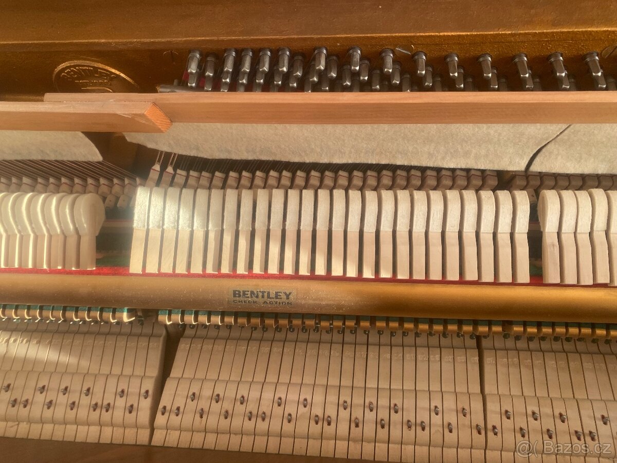 Pianino Bentley - 4
