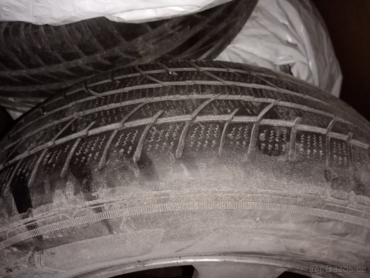 škoda Octavia 1. Pouze 2.Disky Cena za obě dvě 500, Kč - 4