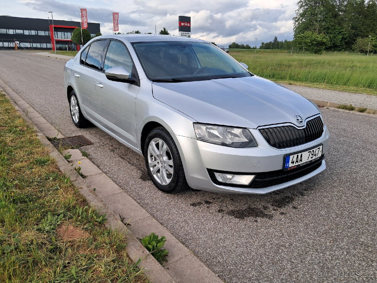 Škoda Octavia 3, 1.6tdi, DSG - 4