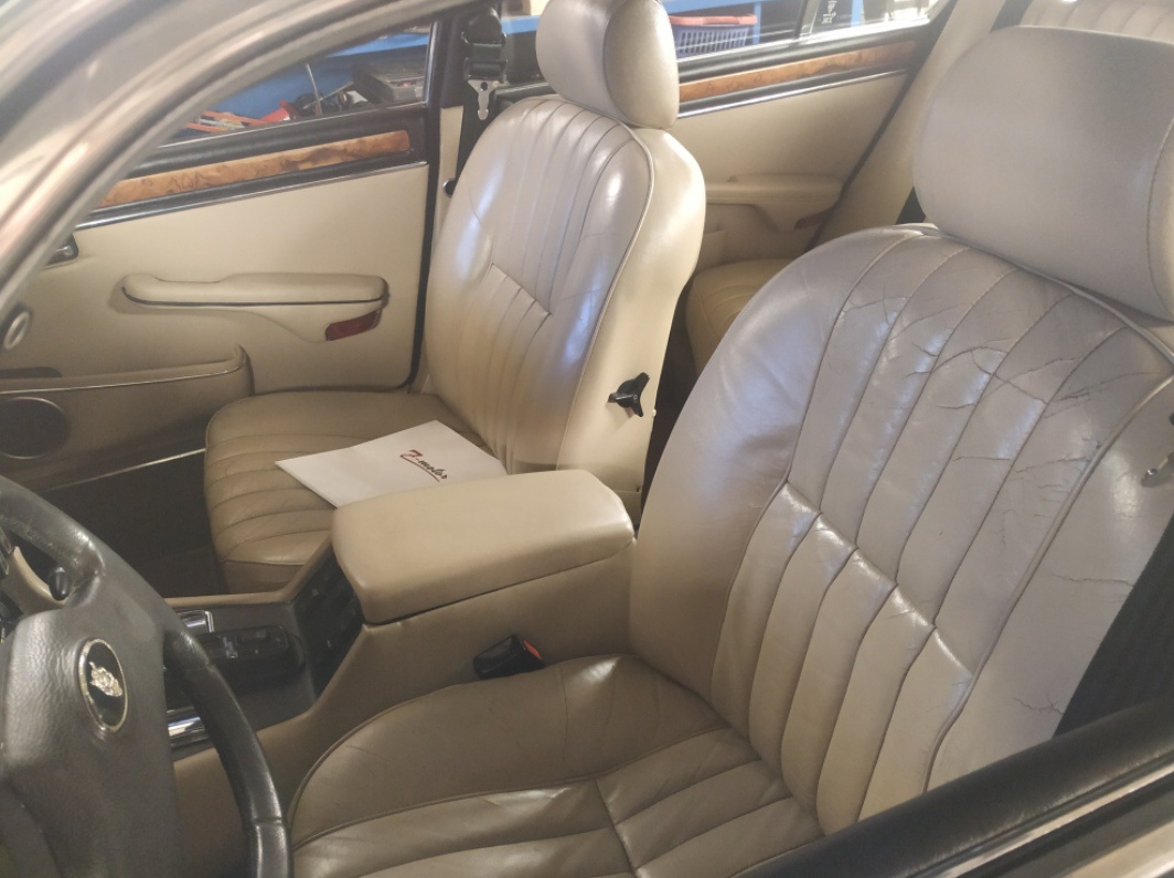 Jaguar XJ6 4.2 sovereign rok 83 - 4