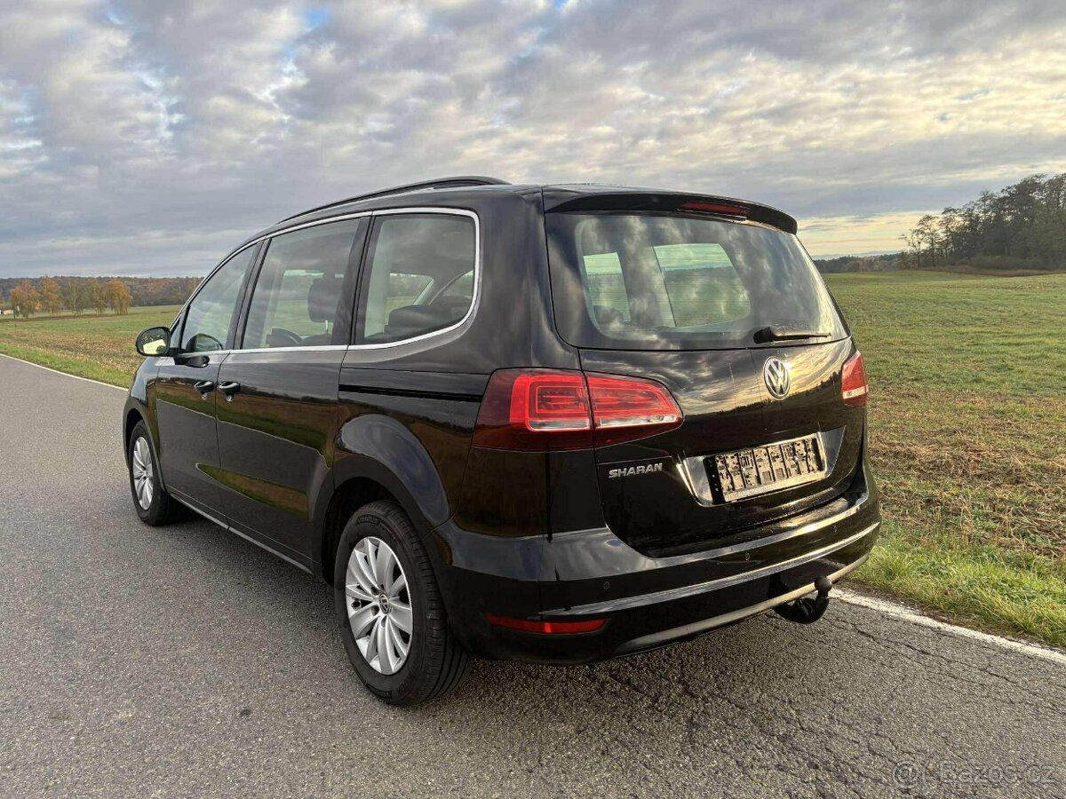 Volkswagen Sharan DSG 05/2018 7 míst - 4