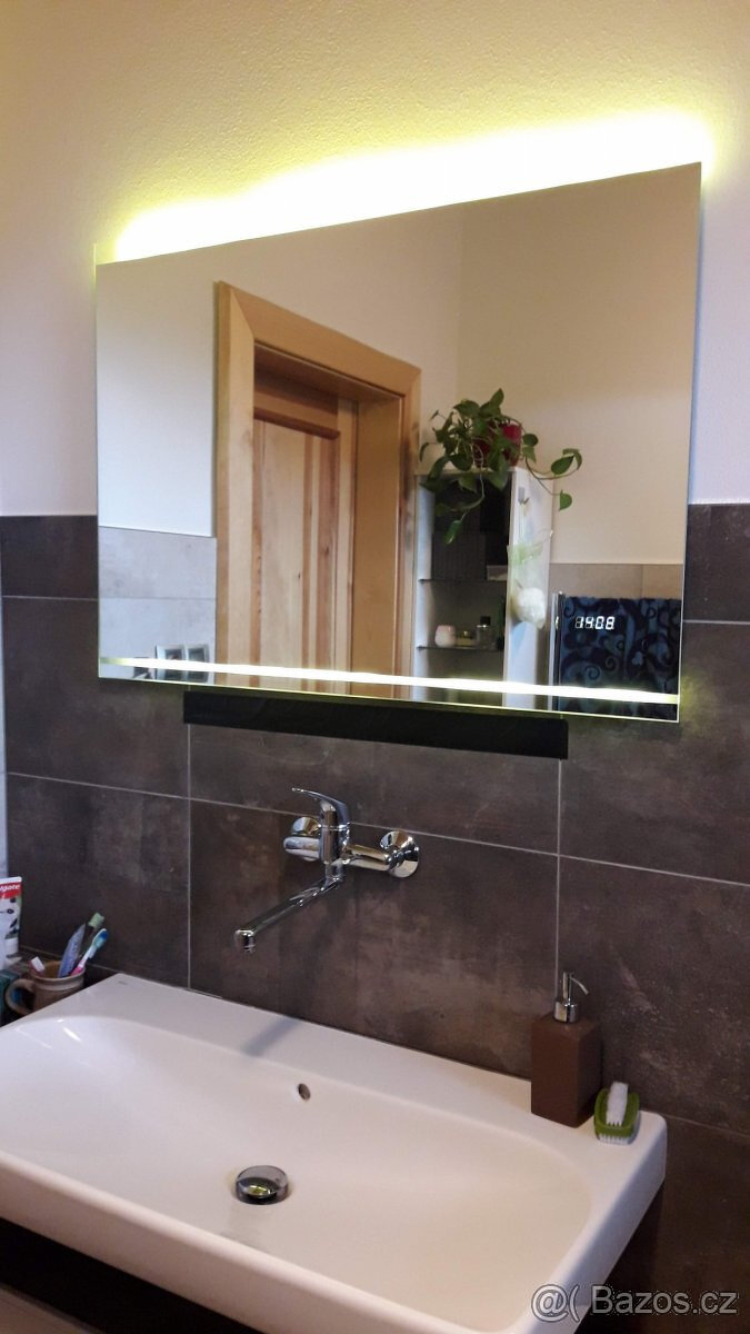 Prodám koupelnové zrcadlo - 4