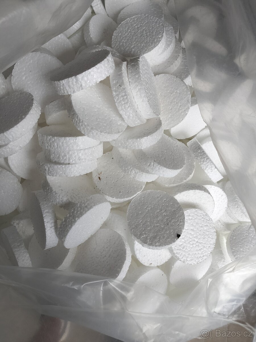 Fasádní zátky - 4