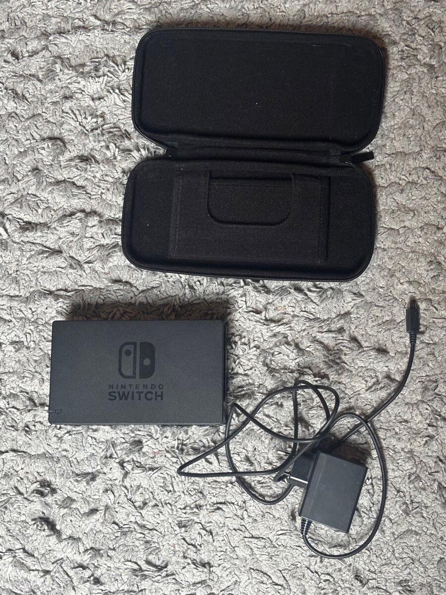 Nintendo Switch V1 Neon + dock + Mario Odyssey - 4