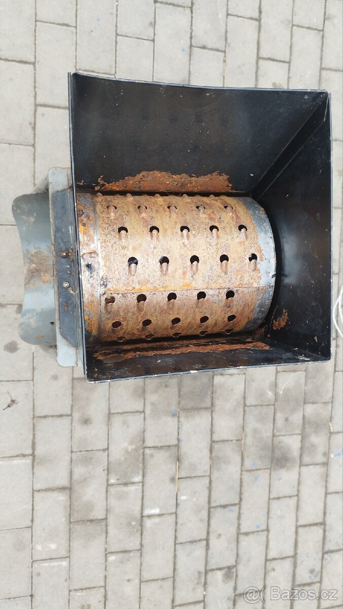 Krouhačka na řepu - 4
