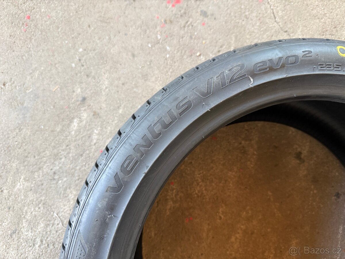 1ks Hankook Ventus V12 Evo2 - 235/40 R18 - NOVÁ - 4