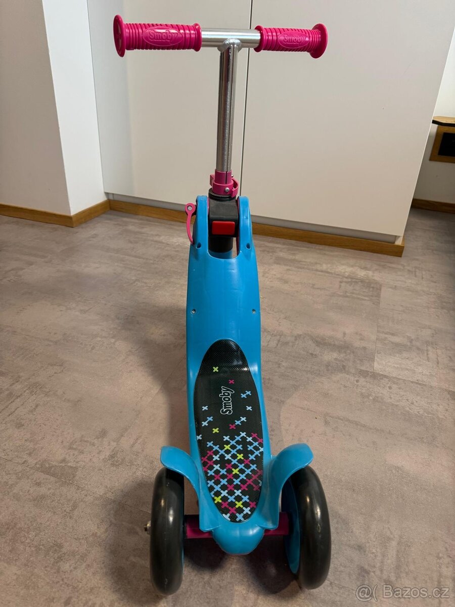 Koloběžka a odrážedlo Smoby 2 v 1 - 4