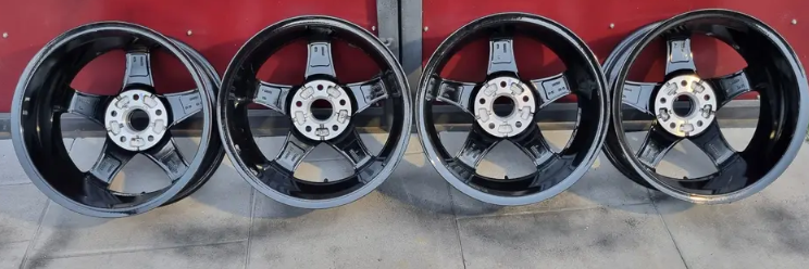 16"-NEJETÉ-ALU lité disky 5x112 VW GOLF-VII (ET-48 - 4