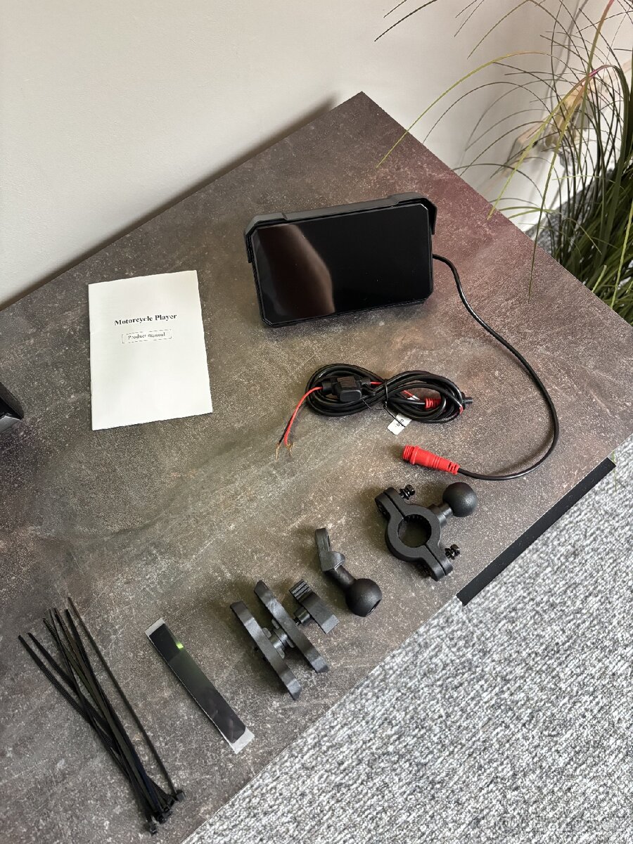 Dotyková navigace na motorku CarPlay & Android Auto - 4