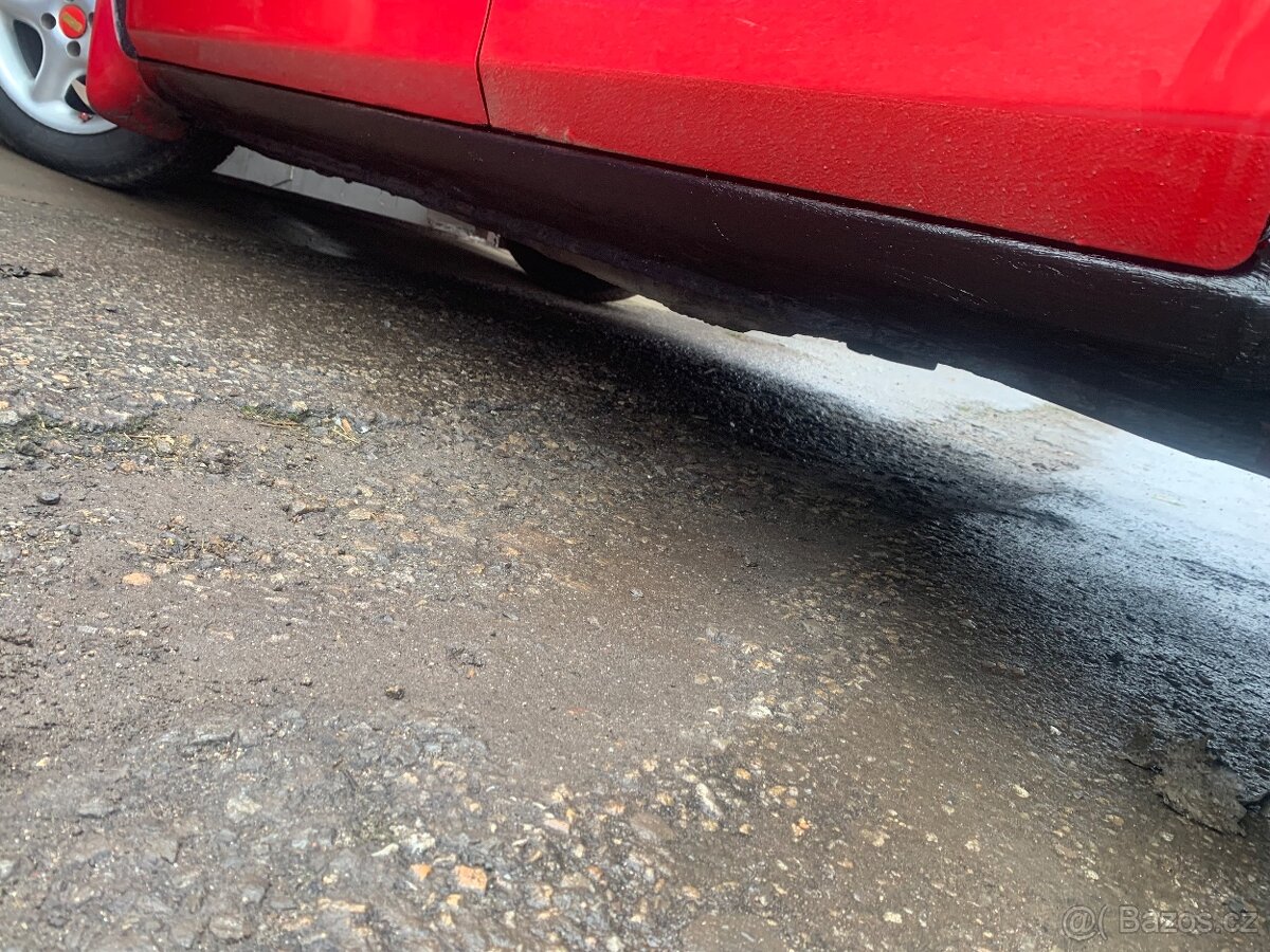 Prodám vyměním Mazdu 323F REZERVACE - 4