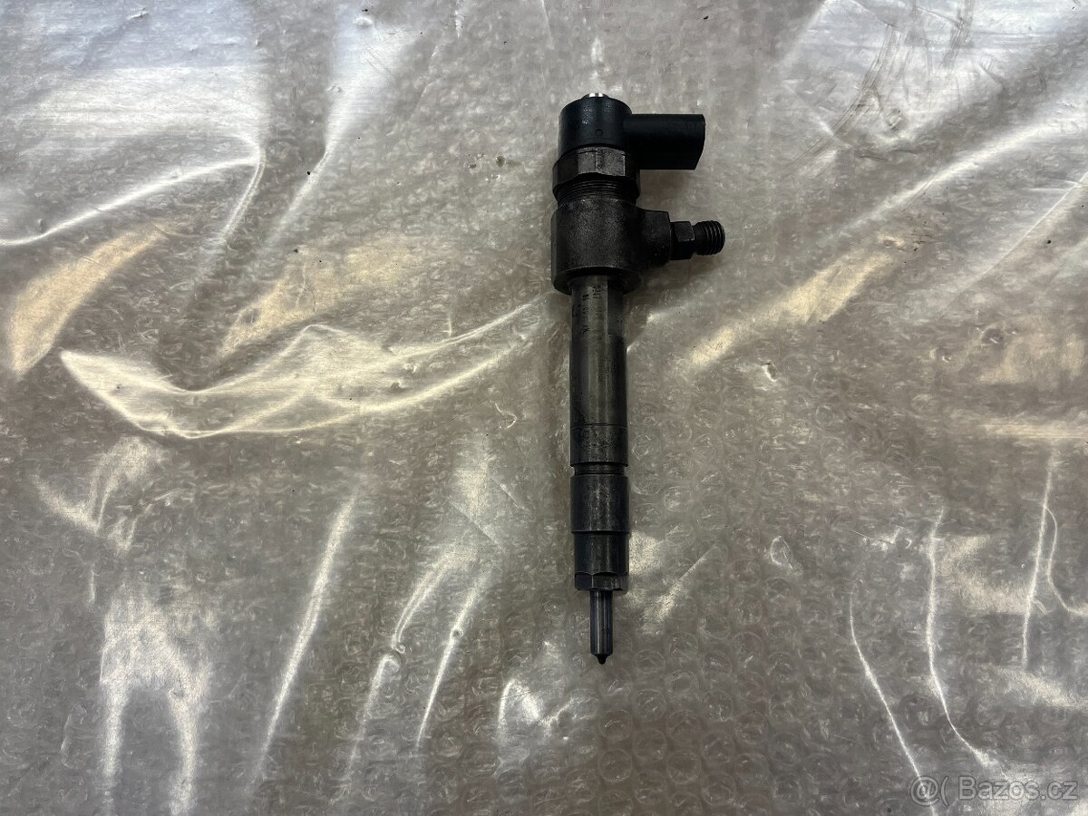 VSTŘIKOVAČ 2.8 TDI 116KW VW LT AUH - 4