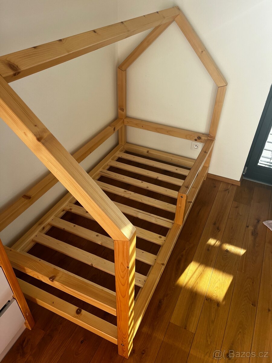 Domečková postel - 4