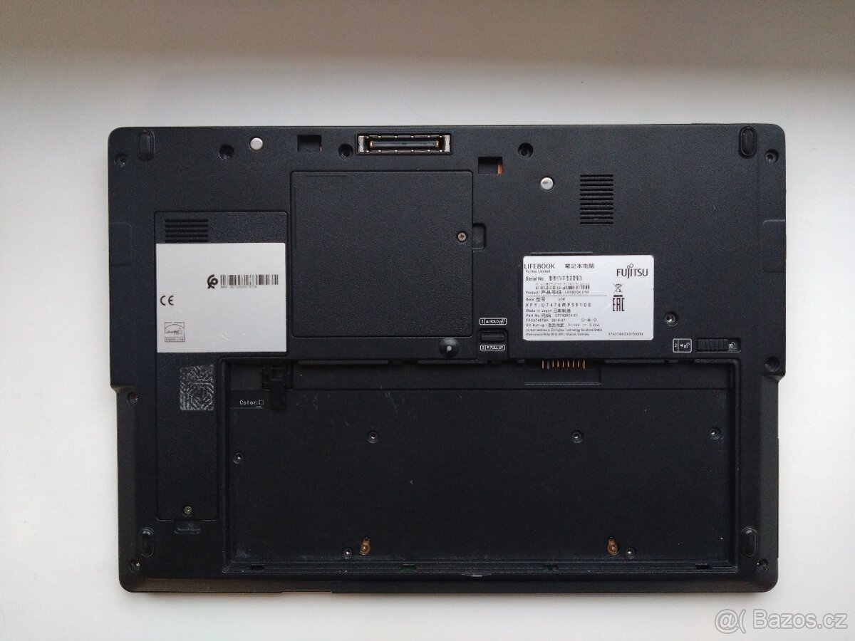 notebook Fujitsu U747 i5 6200U na náhradni dily - 4