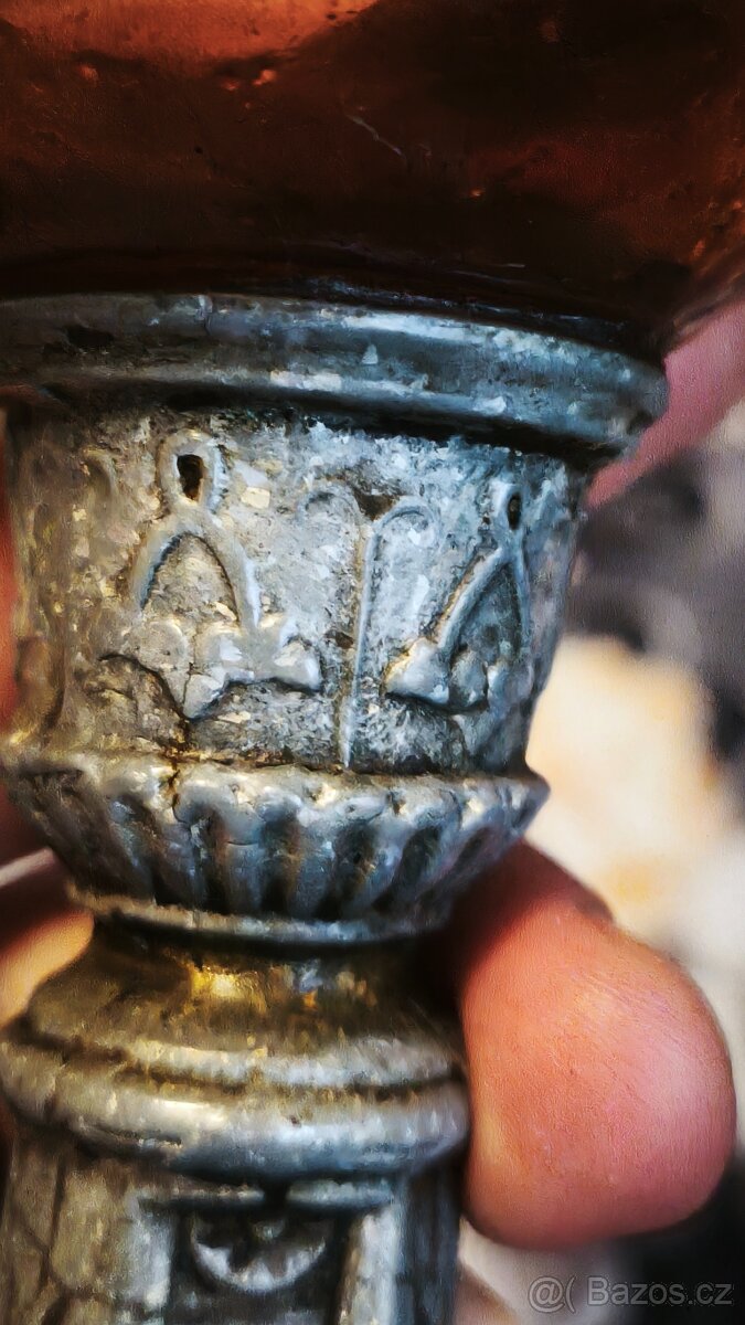 Stará petrolejová lampa. - 4