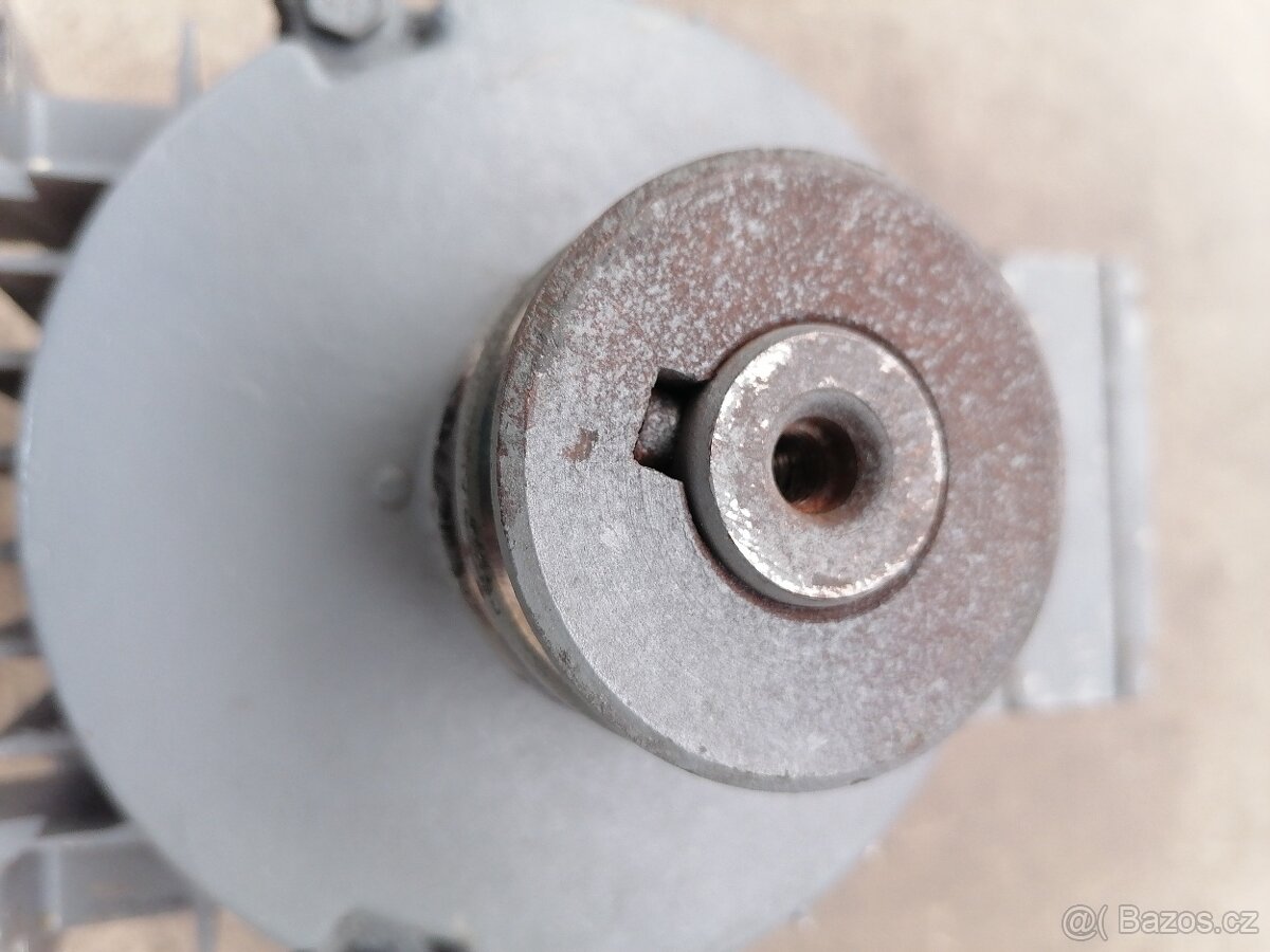 Elektromotor 3f MEZ nízkootáčkový - 4