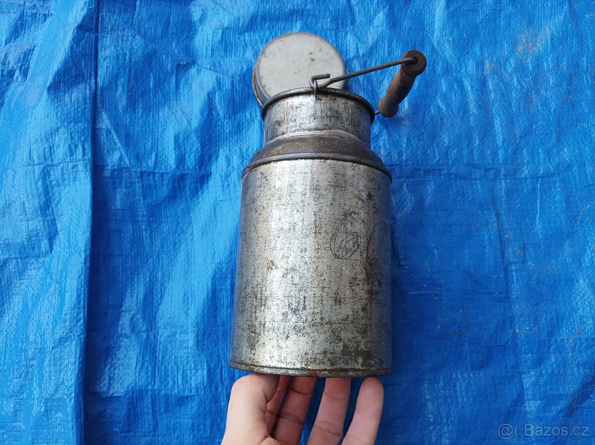 Plechová konvička Mars 1l - 4