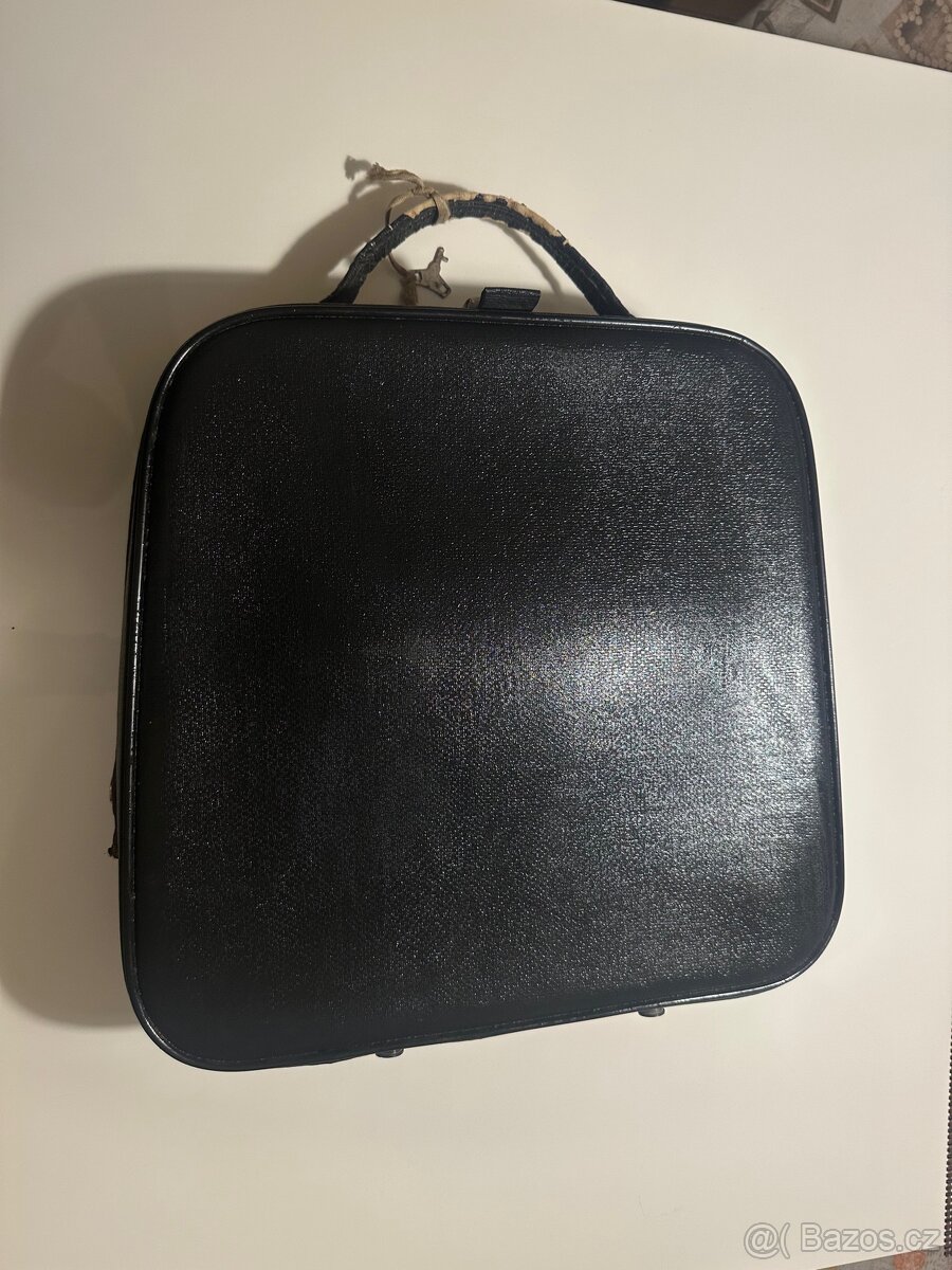 Psací stroj CONSUL 231.3 - 4