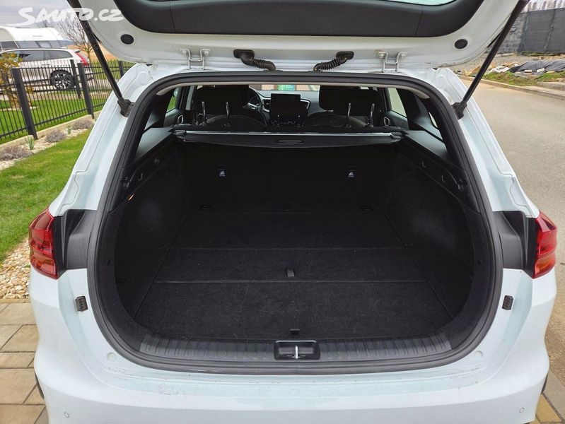 Kia Cee´d, 1,5TGDi, ZÁRUKA, SERVIS, GUMY - 4