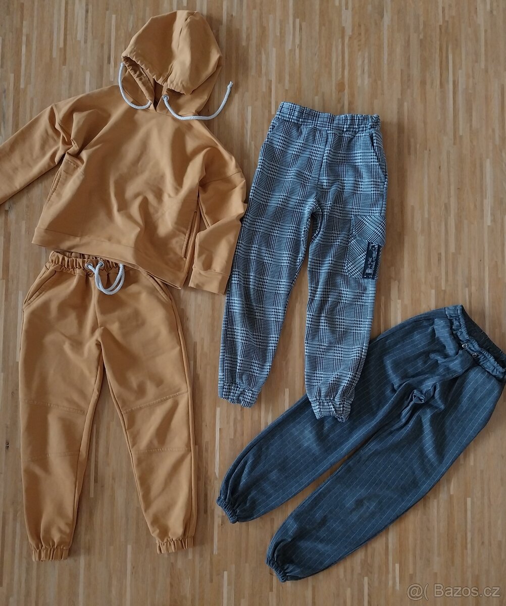 Letní kalhoty, teplaky... vel. 116, 122 - 4
