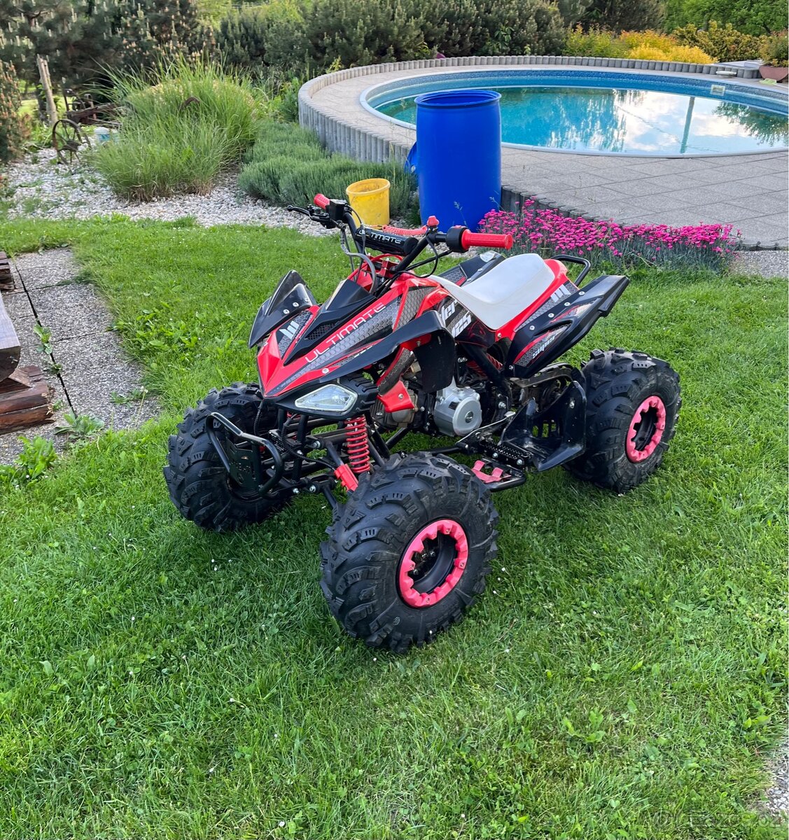 Čtyřkolka ultimate monster 125