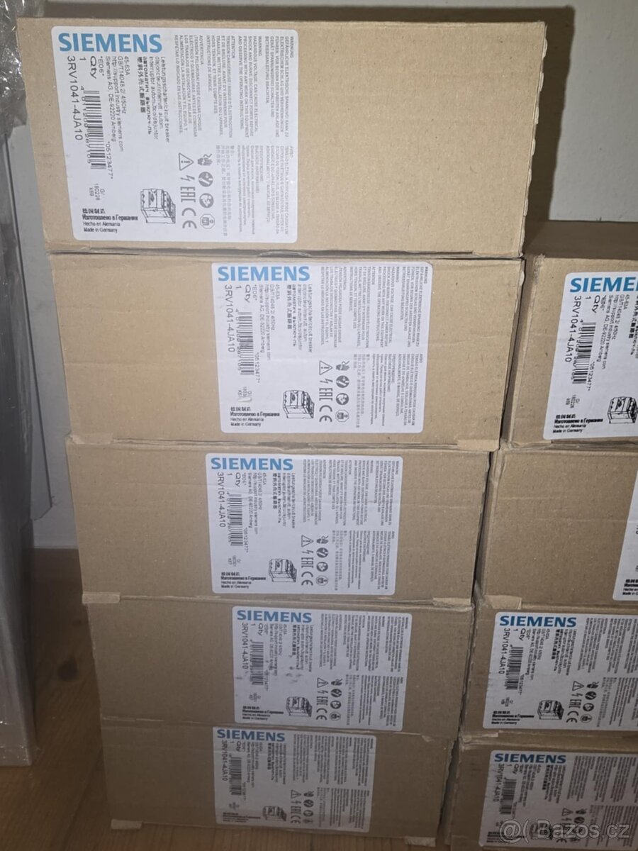 Jističe a stykače - 4