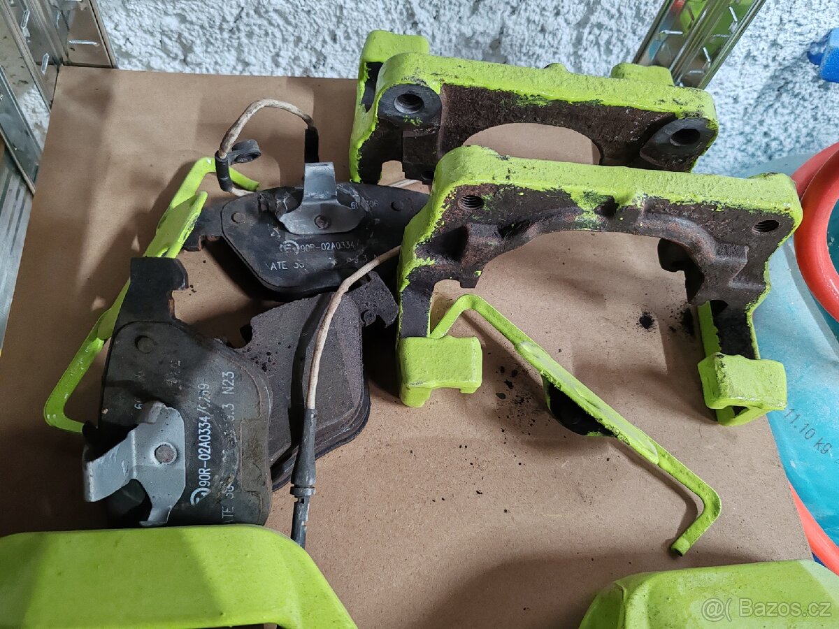 Brzdy BMW (E65 E66 E67) 730D - 4