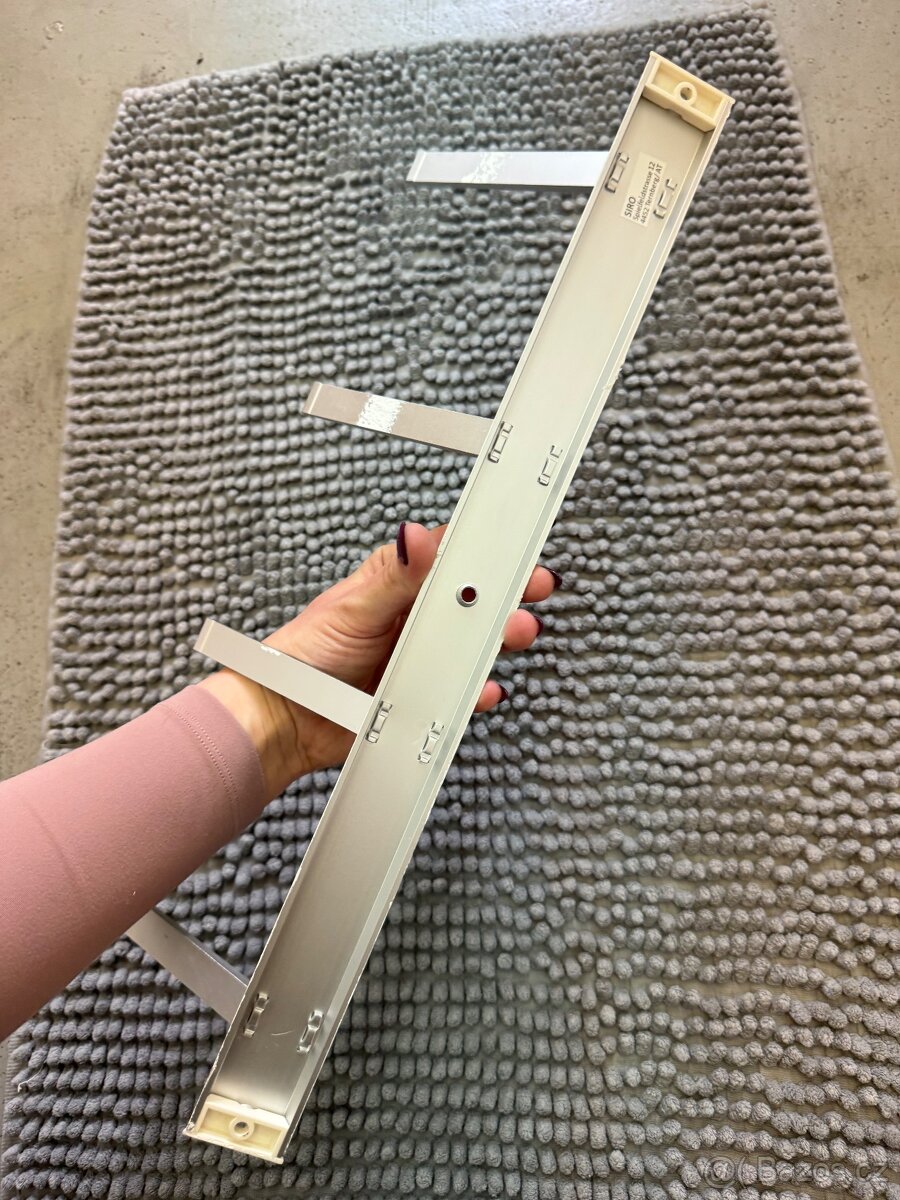 Věšák stříbrný SIRO - 4