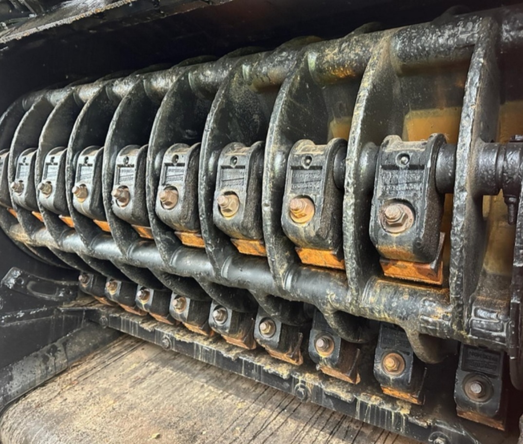 Vysokorychlostní drtič Doppstadt AK 535 na biomasu - 4