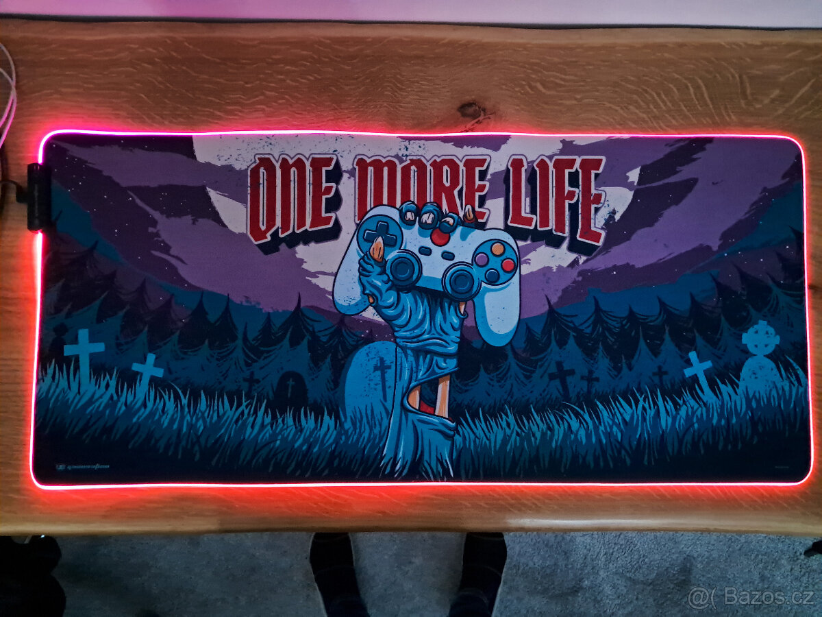 Herní podsvícená podložka pod myš - XXL - 4